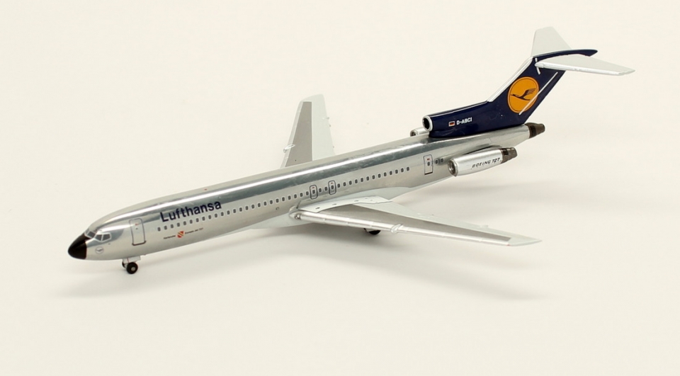 www.JetCollector.com: Lufthansa B727-200 D-ABCI Polished